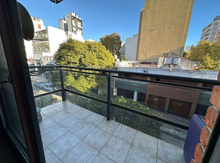 VENTA DEPARTAMENTO  SAN MARTIN 2 AMBIENTES C/BALCO 4