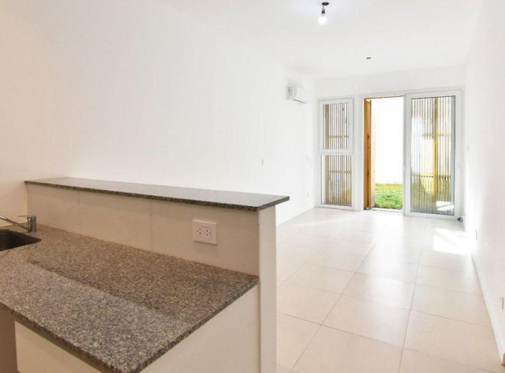 VENTA DPTO. 1 AMB MONO - VELEZ SASRSFIELD - JARDIN 3