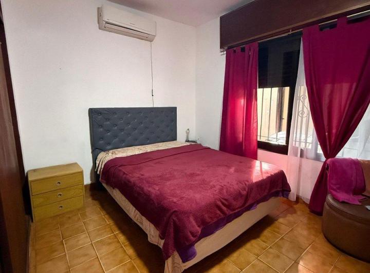 CASA EN VENTA 5 AMBIENTES MAS UN DPTO 3 AMBIENTES 5
