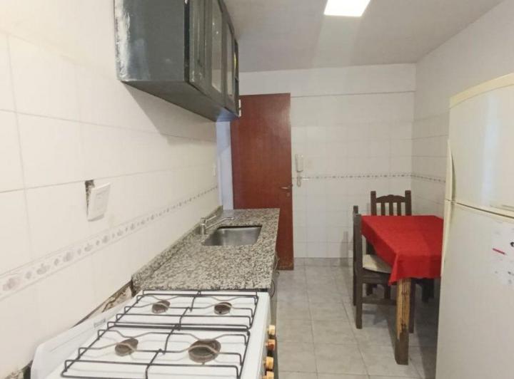 VENTA 3 AMBIENTE CON BALCON Y DEPENDENCIAS 4