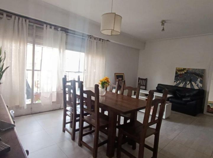 VENTA 3 AMBIENTE CON BALCON Y DEPENDENCIAS 2