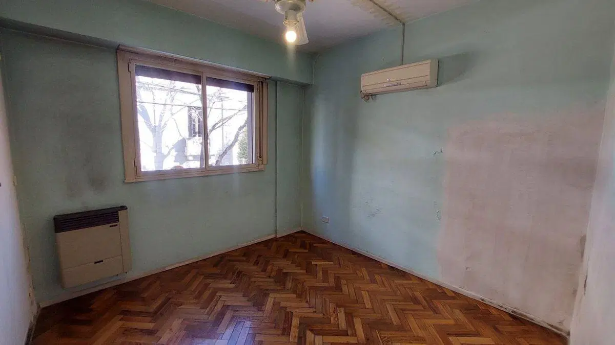 VENTA 4 AMBIENTES BALCON AL FRENTE APTO PERMUTA 3