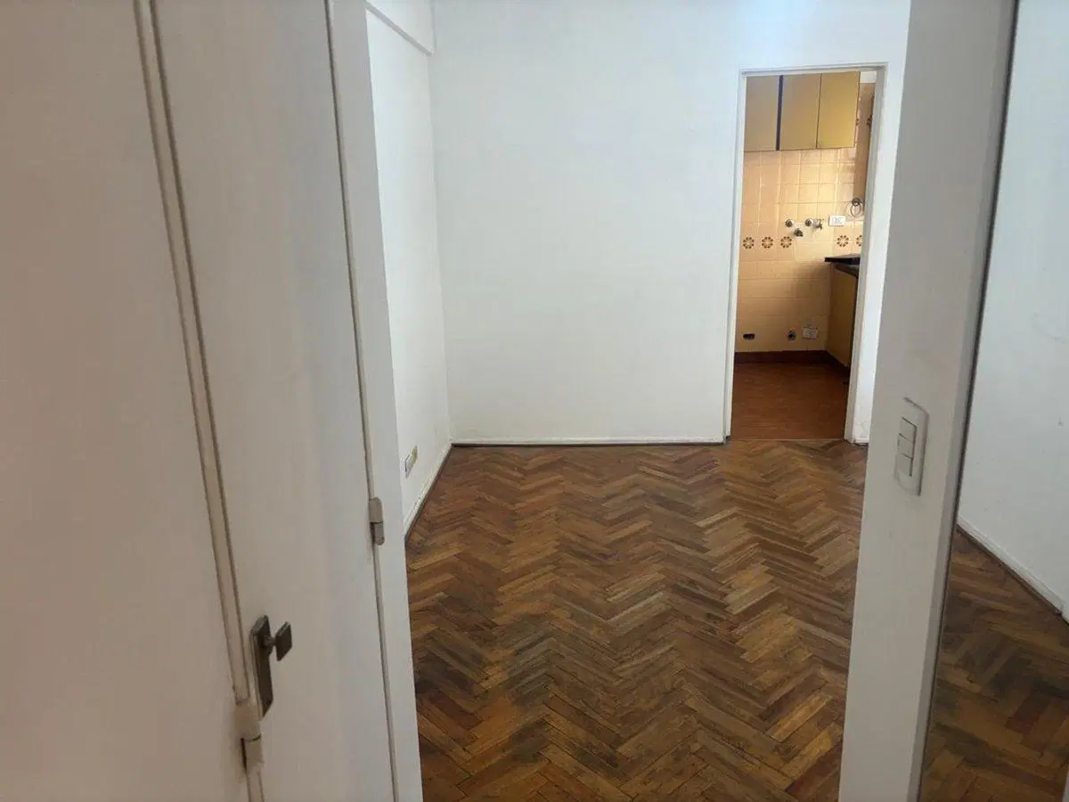 VENTA DEPTO 2 AMB. CON COCHERA EN VILLA DEL PARQUE 5