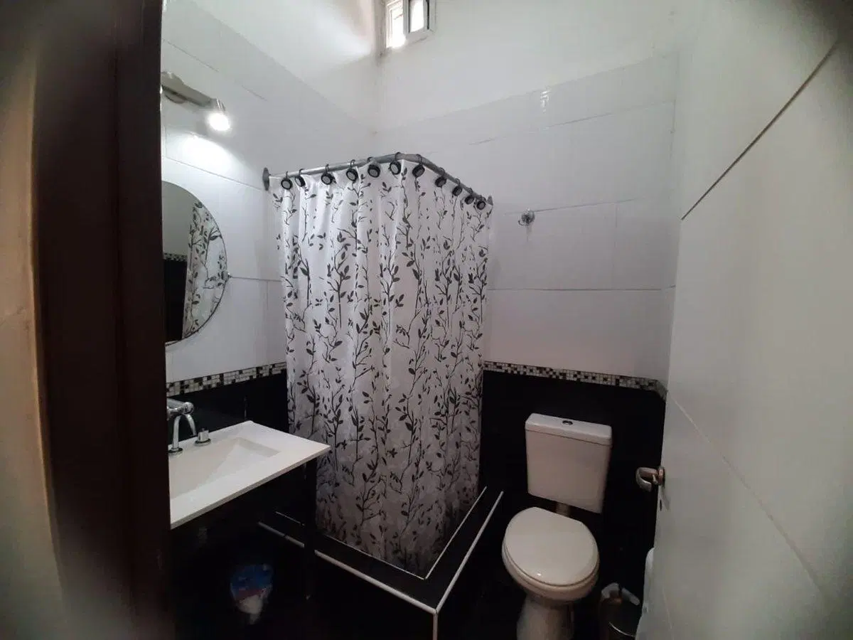 VENTA PH AL FRENTE MONOAMBIENTE MORON SUR 5