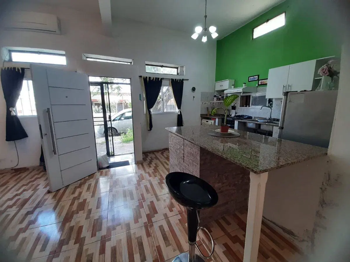 VENTA PH AL FRENTE MONOAMBIENTE MORON SUR 4