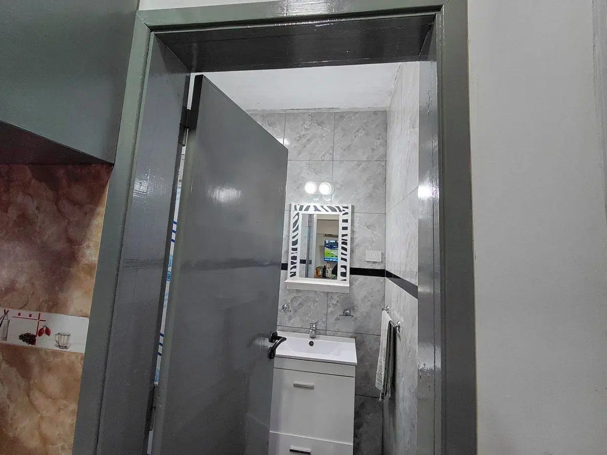 VENTA PH AL FRENTE MONOAMBIENTE MORON SUR 2