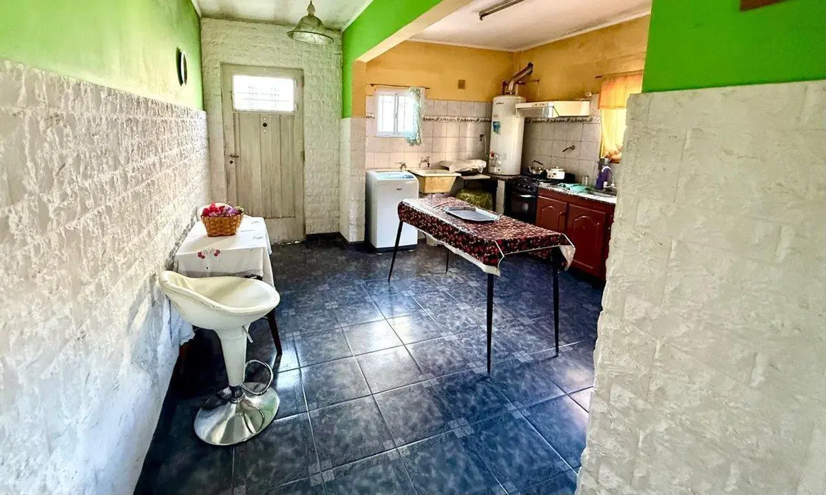 CASA EN VENTA 5 AMBIENTES MERLO MULTIFAMILIAR 3