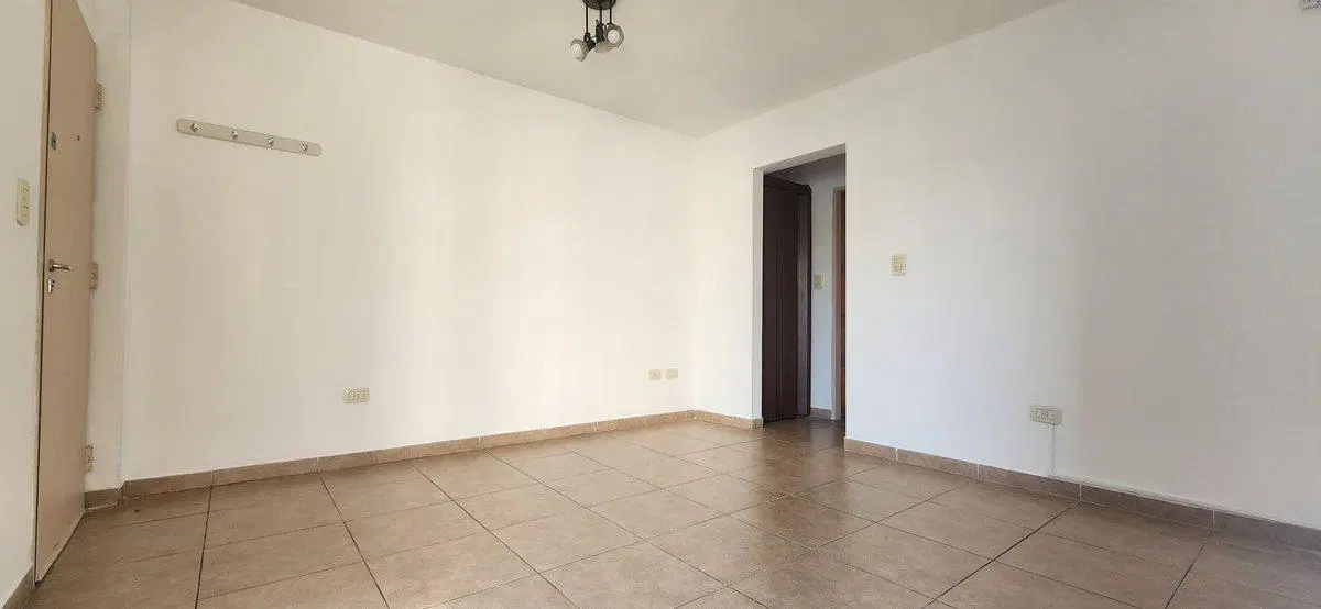 VENTA DEPTO 2 AMBIENTES CASTELAR APTO CREDITO 3