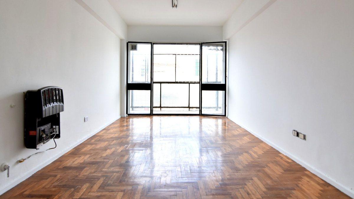 VENTA DEPARTAMENTO 3 AMB ONCE BALVANERA FRENTE