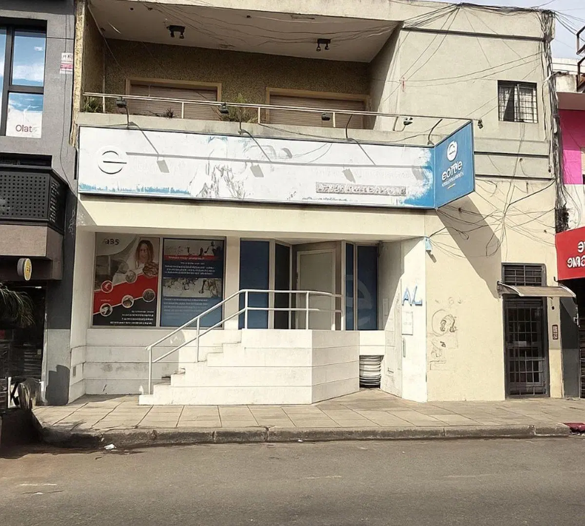 OFICINAS LOCAL EN VENTA EN MORÓN CENTRO CON SOTANO 4