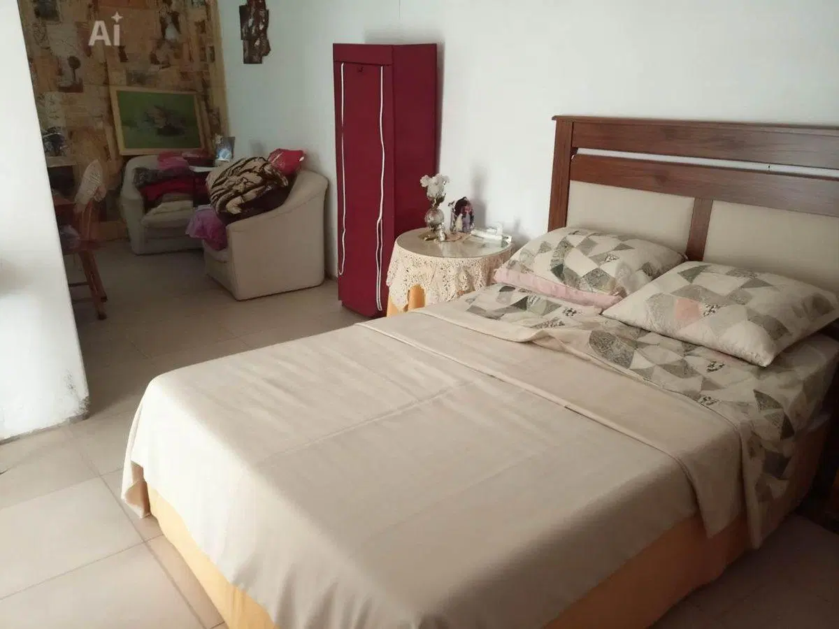 venta casa 4 amb + depto 3 amb castelar cerca Alem 5