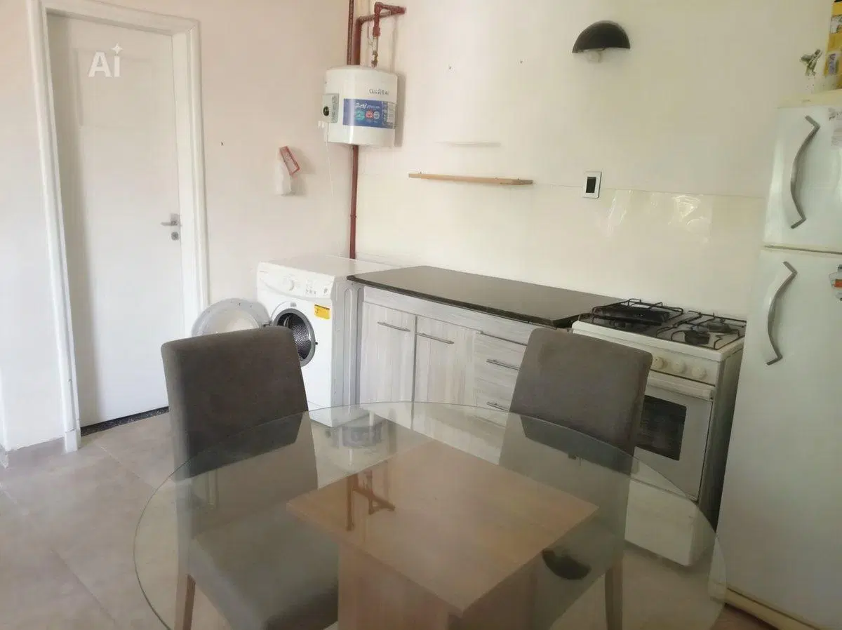 venta casa 4 amb + depto 3 amb castelar cerca Alem 3
