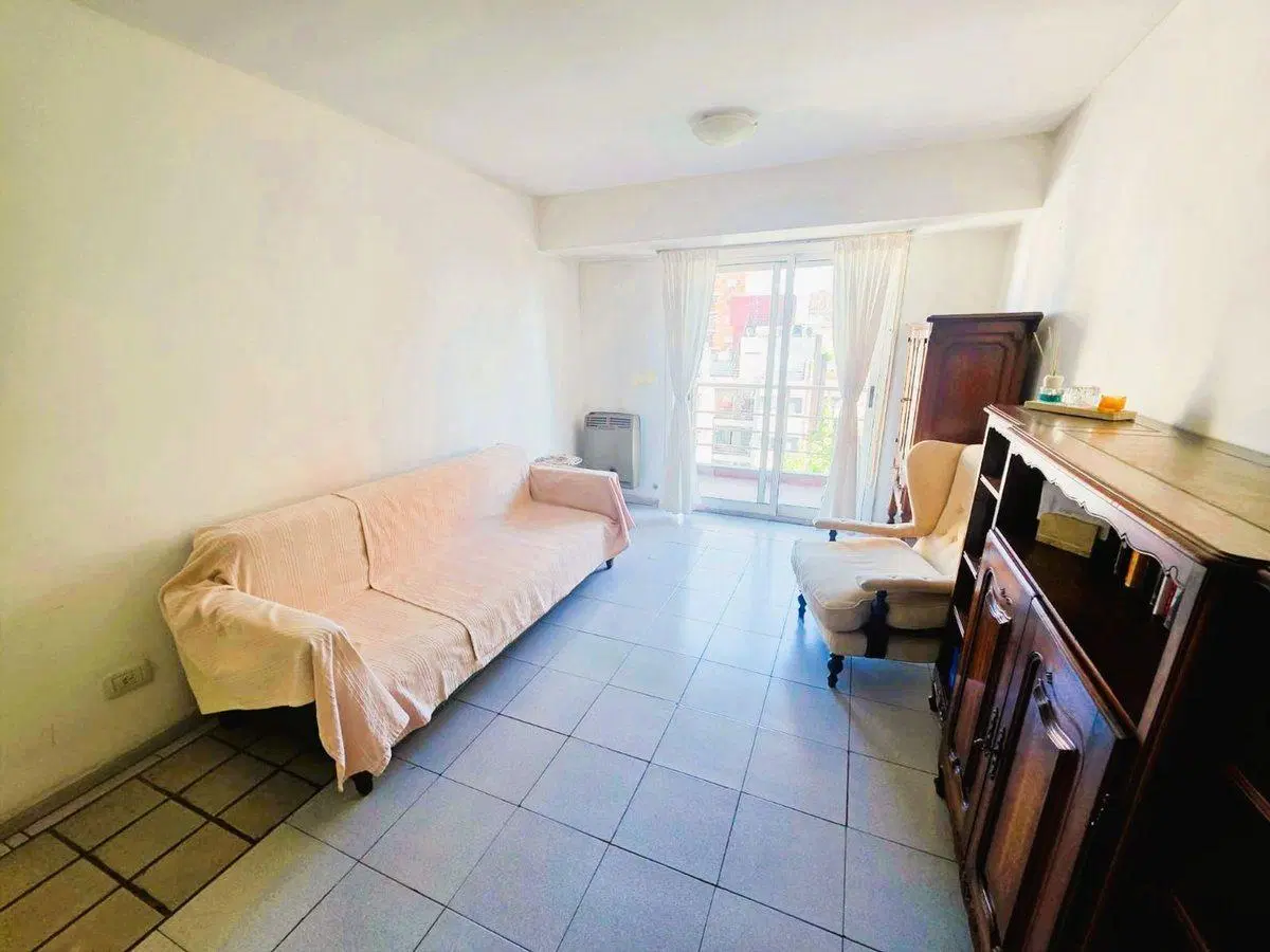 VENTA Depto 2 ambientes Moron 4