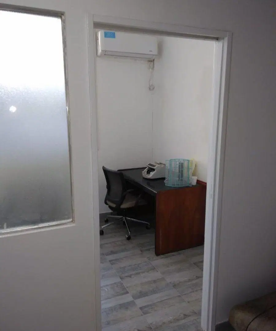VENTA OFICINA MICROCENTRO 2