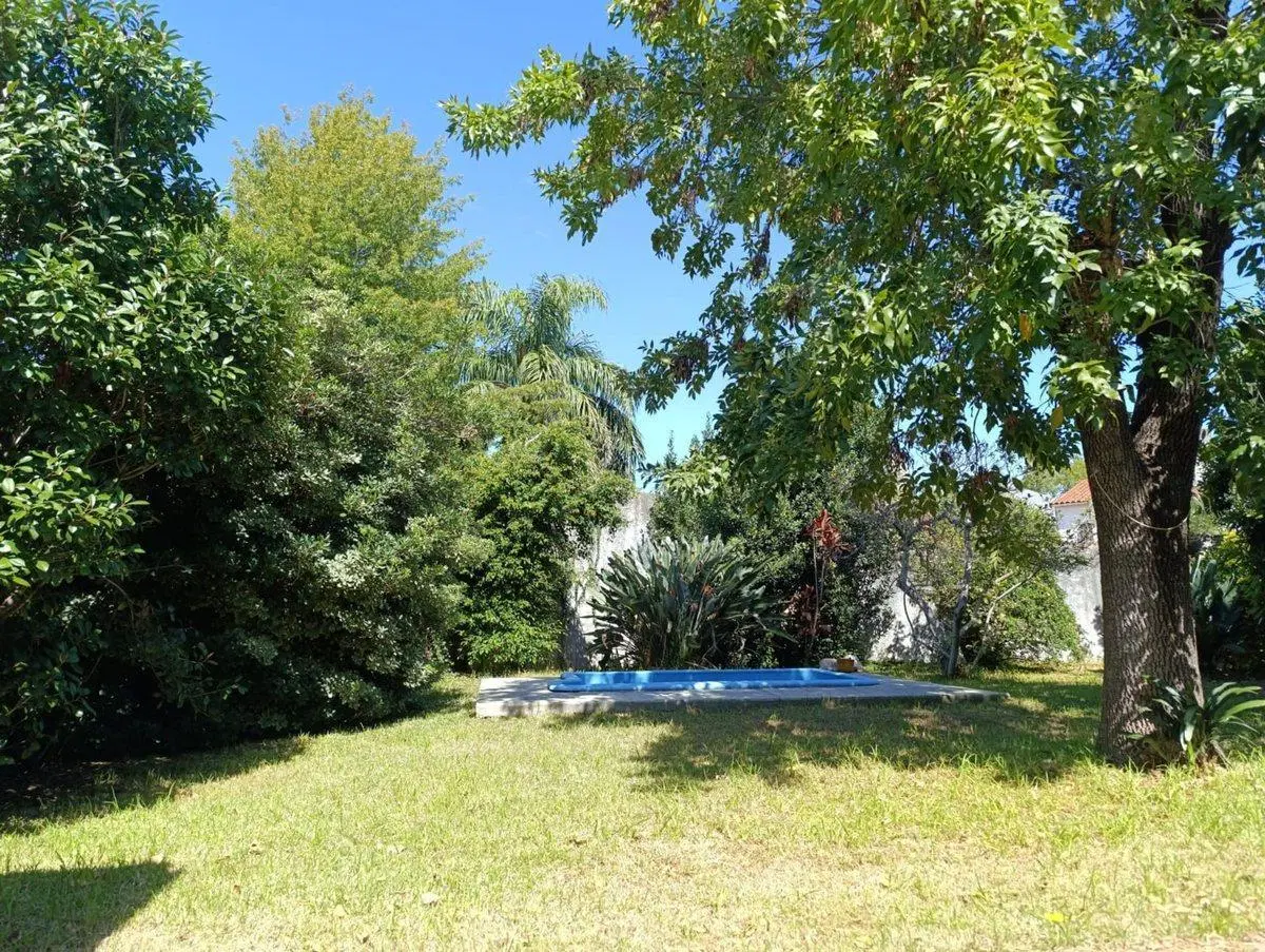 VENTA CASA 6 AMBIENTES C PARQUE Y COCHERA HAEDO 4