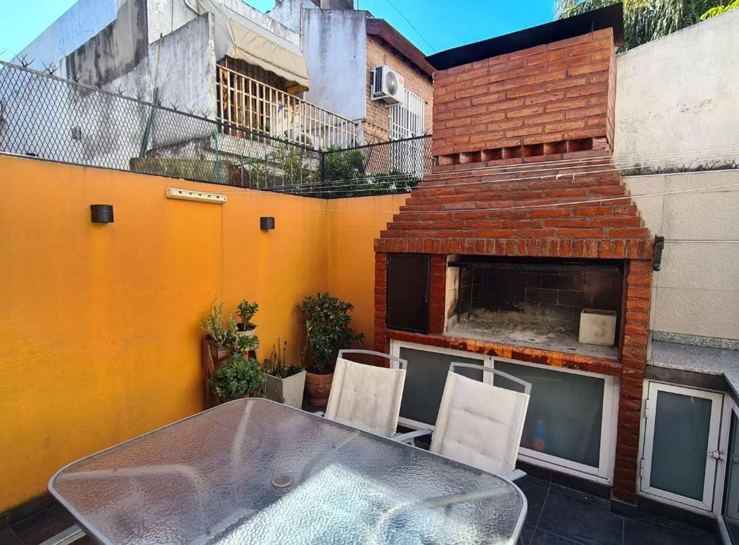 VENTA DUPLEX 3 AMB PATIO COCHERA MORON 5