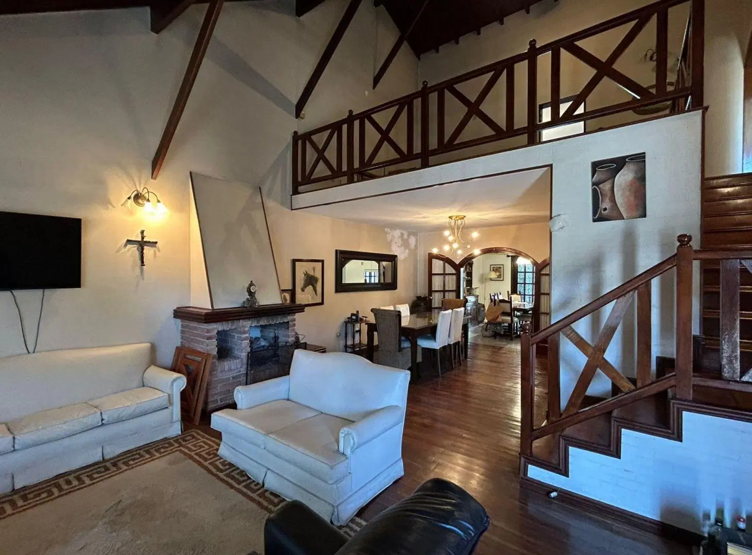 VENTA CASA 4 AMB. C/PARQUE PILETA -COCH  ITUZAINGO 4
