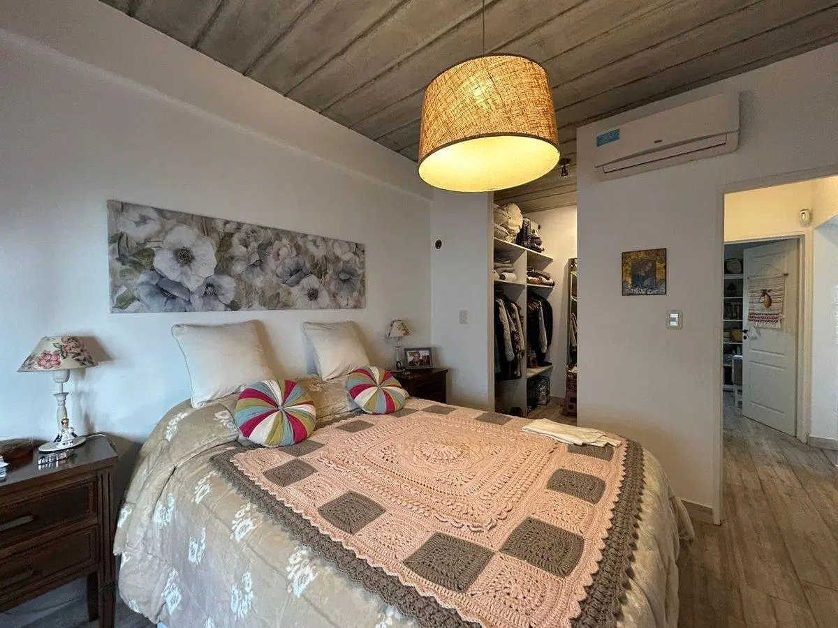 VENTA CASA 4 AMB. APTA CREDITO CASTELAR NORTE 3