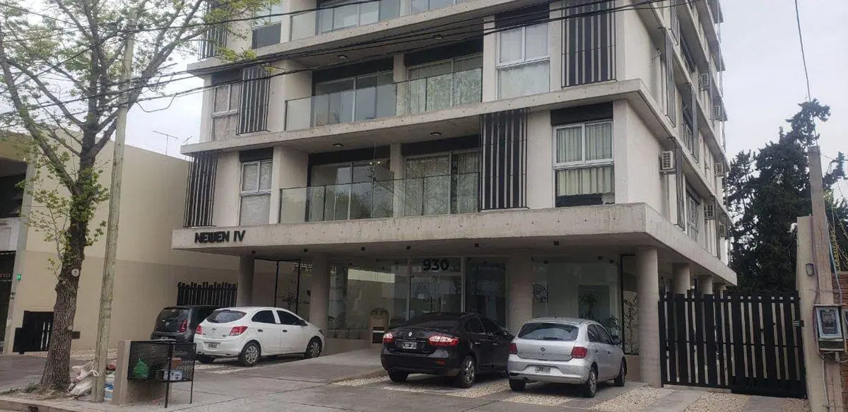 VENTA COCHERA SEGUNDO SUBSUELO - ITUZAINGO SUR 3