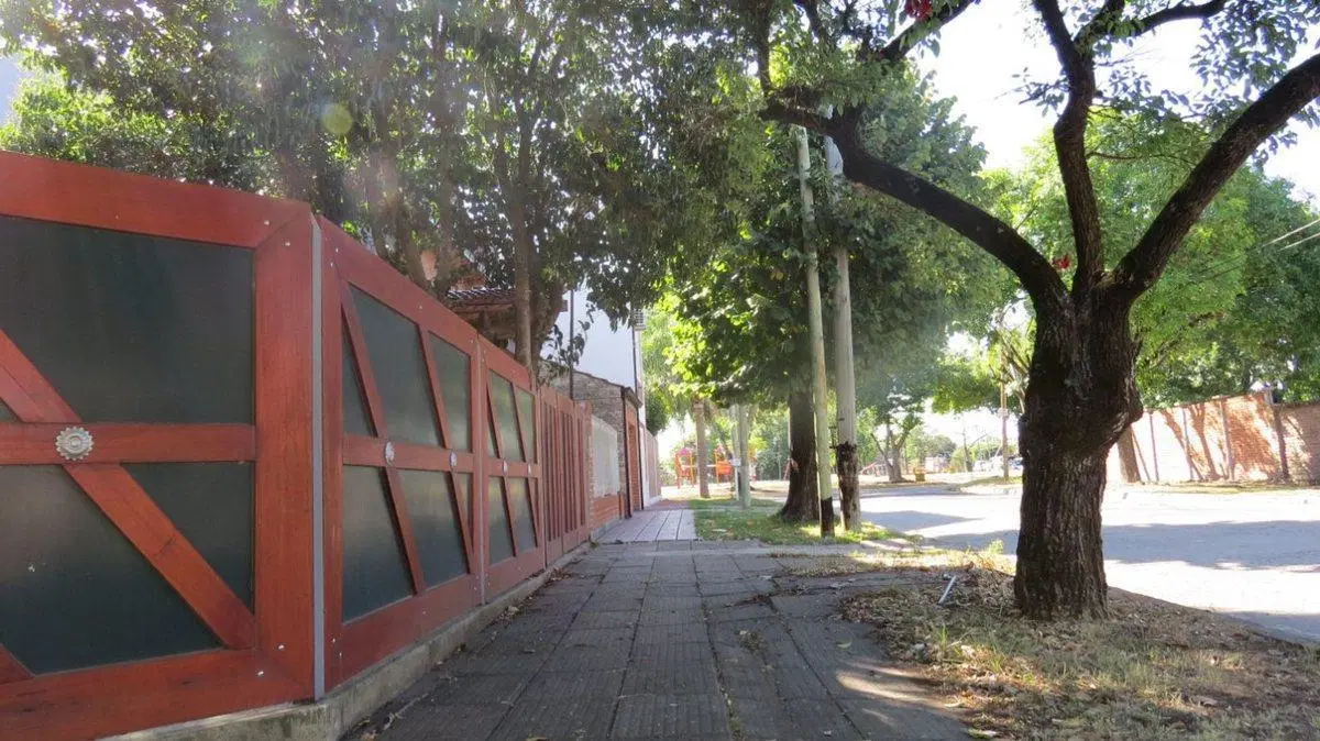 CASA VENTA TRES AMBIENTES VILLA UDAONDO ITUZAINGO 3