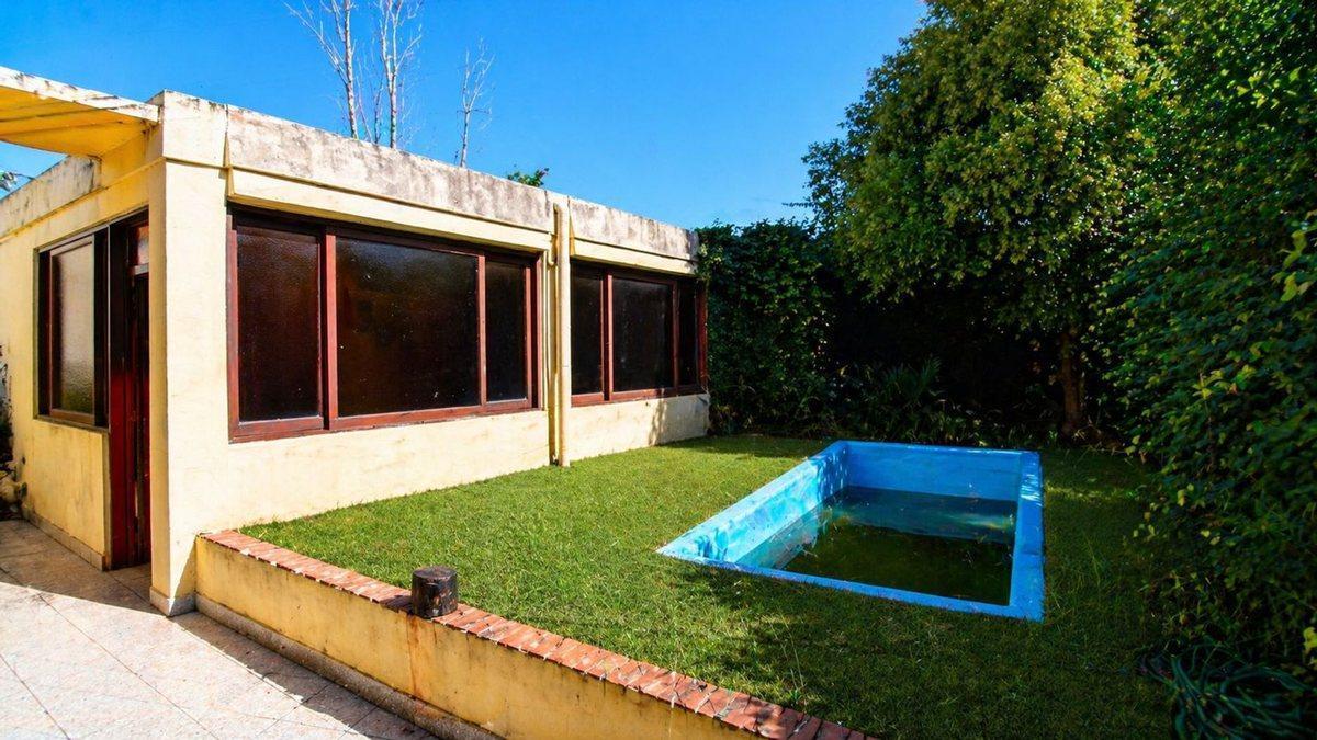 VENTA CASA 3 AMBS HAEDO PARQUE PILETA A RECICLAR