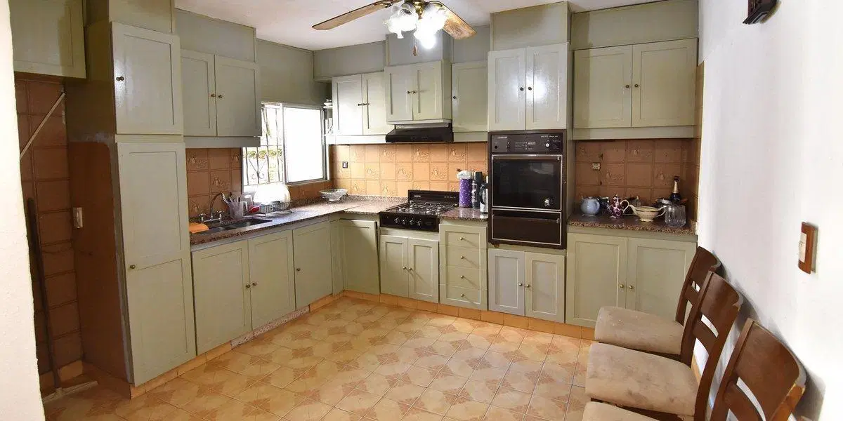 VENTA CASA 3 AMBS HAEDO PARQUE PILETA A RECICLAR 3