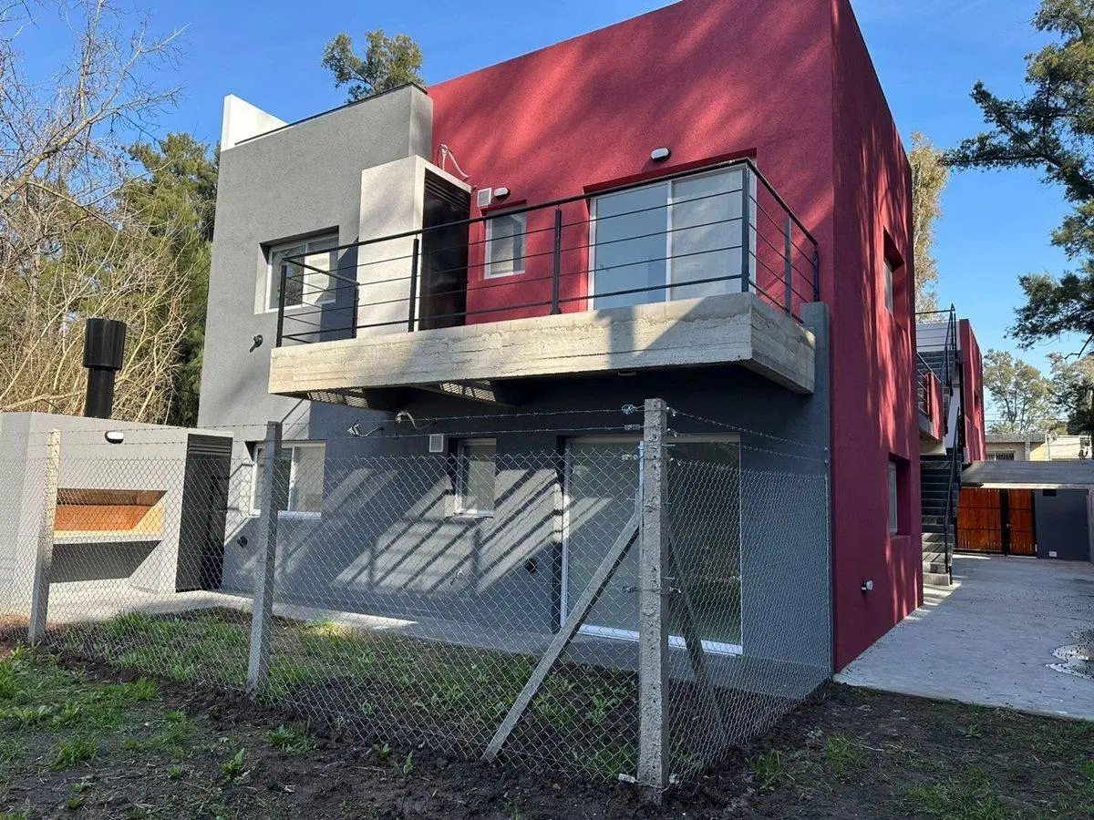 VENTA DEPTO 2 AMB CON TERRAZA/COCHERA 4