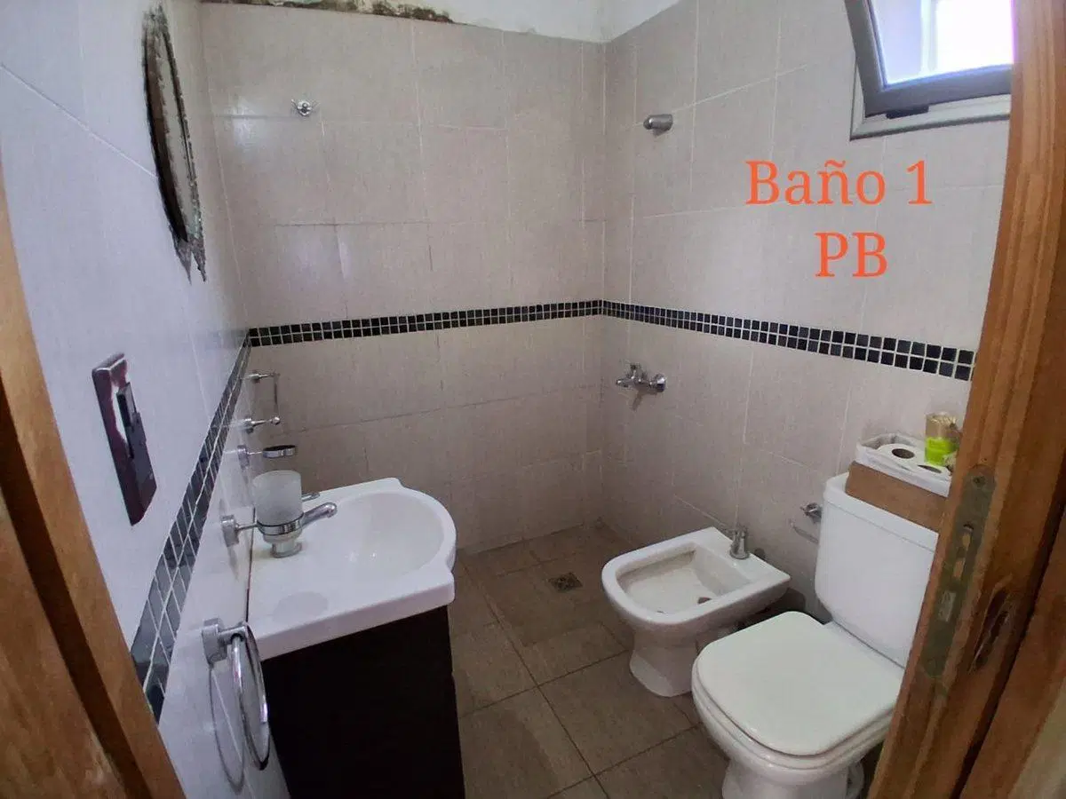VENTA CASA 5 AMBIENTES LA REJA 5