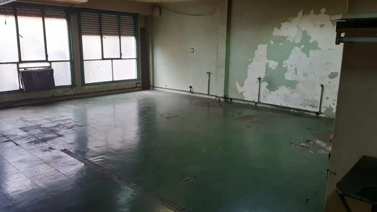 OFICINA EN VENTA SAN NICOLÁS 276 MT2 PERMUTA 4