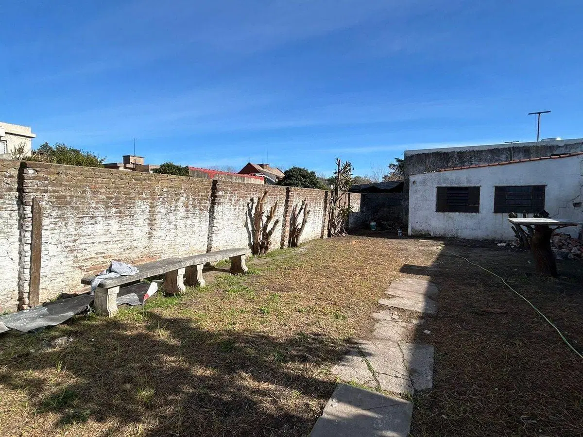 VENTA CASA 3 AMB. CON JARDÍN - SAN ANDRÉS 4