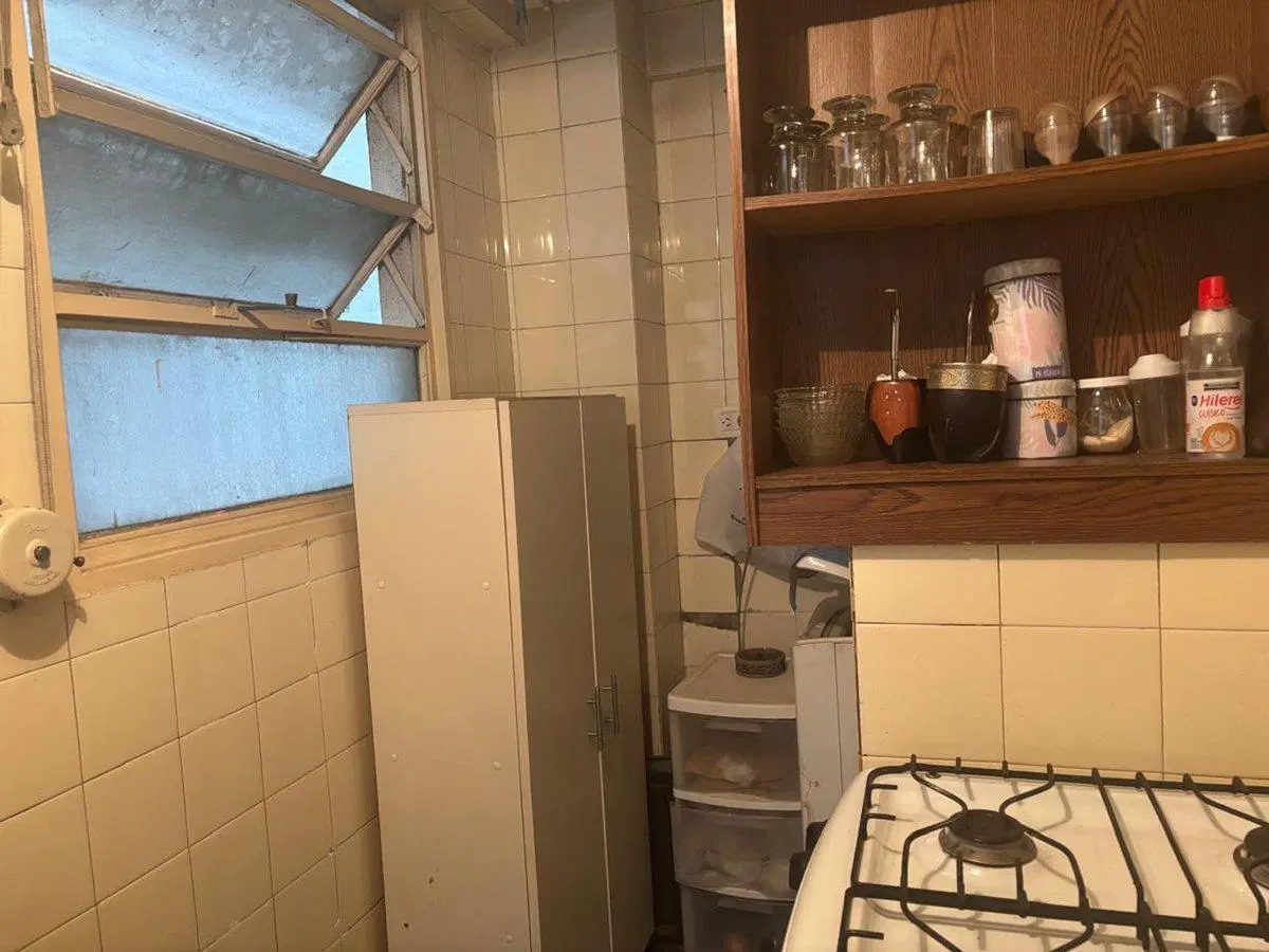 VENTA DEPTO 3 AMBIENTES  COCHERA  FRENTE -PALERMO 4