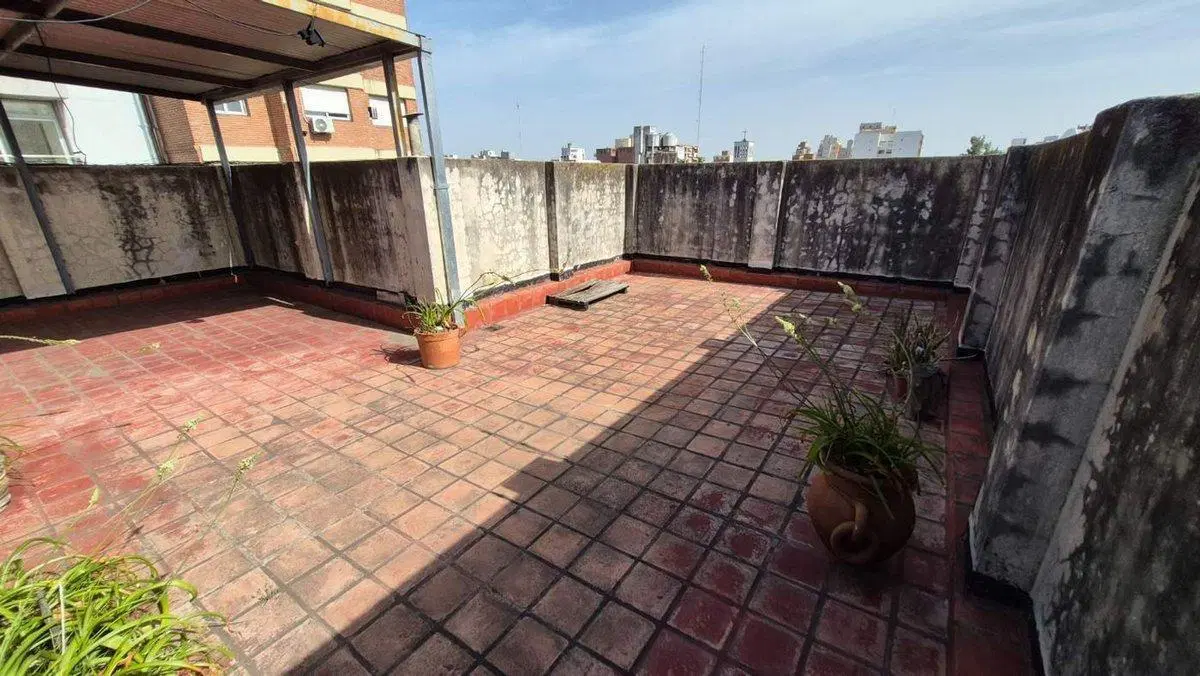 VENTA 3 DEPARTAMENTOS 172m2 TERRAZA PRIV CASTELAR 8