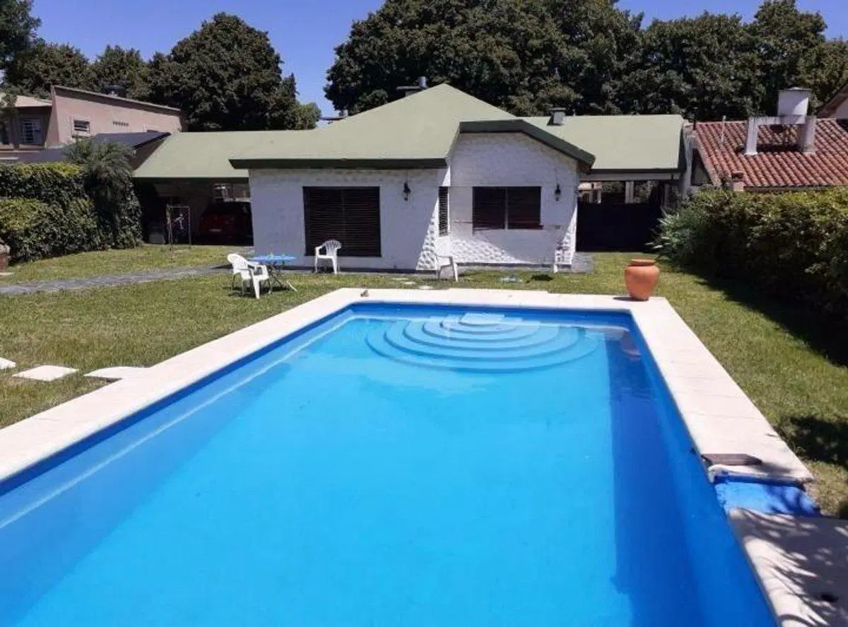 VENTA CASA 5 AMB. GRAN LOTE PARQUE PILETA QUINCHO 4