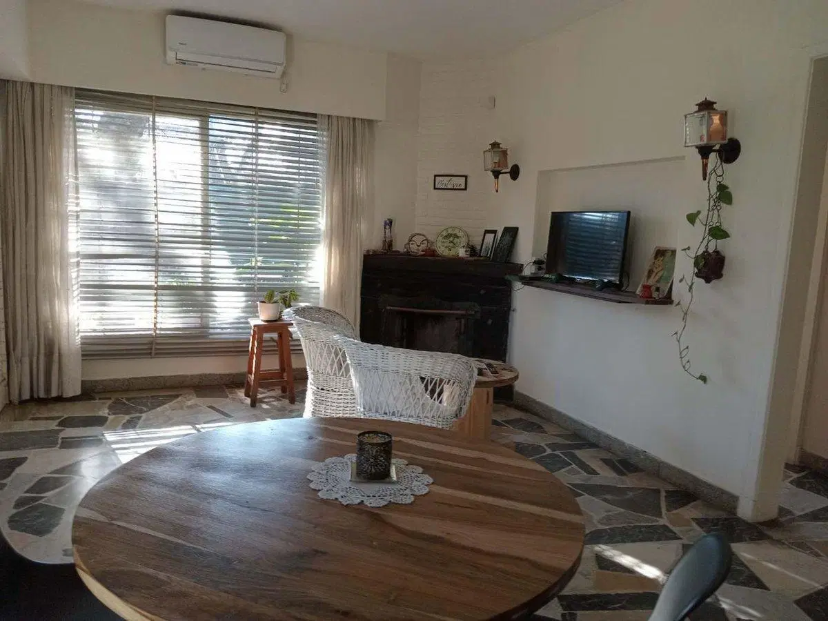 VENTA CASA 3 AMB. JARDIN Y PILETA - RANELAGH ESTE 4