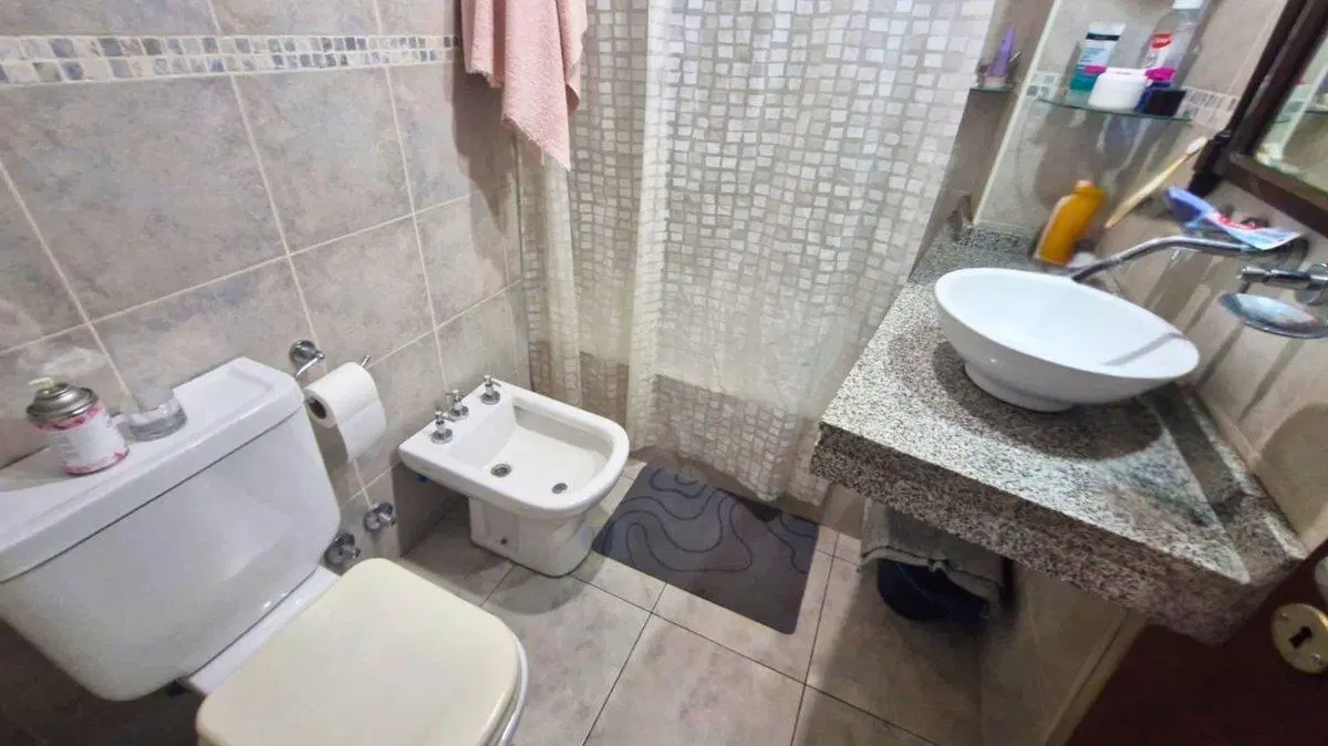VENTA DEPARTAMENTO 2 AMBIENTES HAEDO APTO CREDITO 3