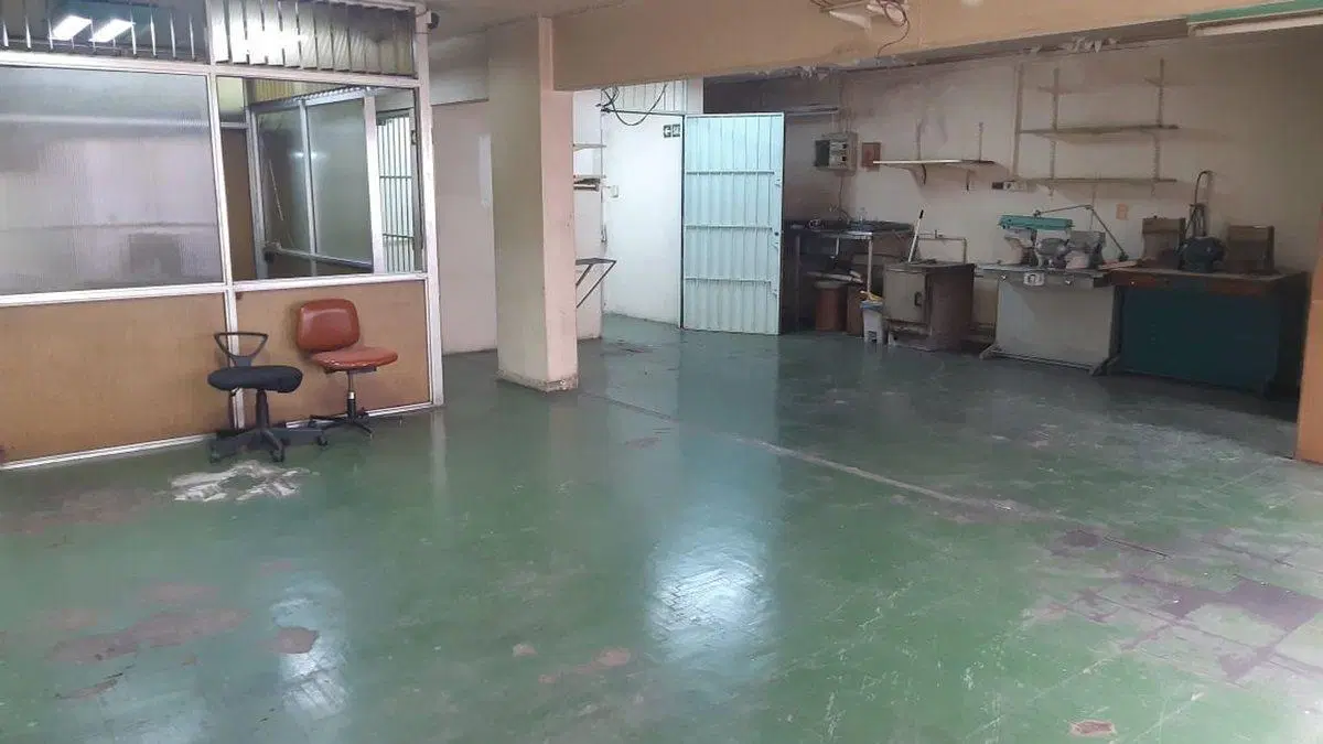DEPÓSITO VENTA SAN NICOLÁS  276 M2 CUB.PERMUTA 5