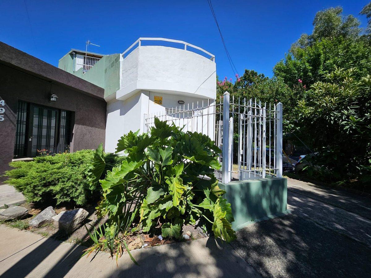 VENTA CASA - 2 VIVIENDAS - ITUZAINGO NORTE