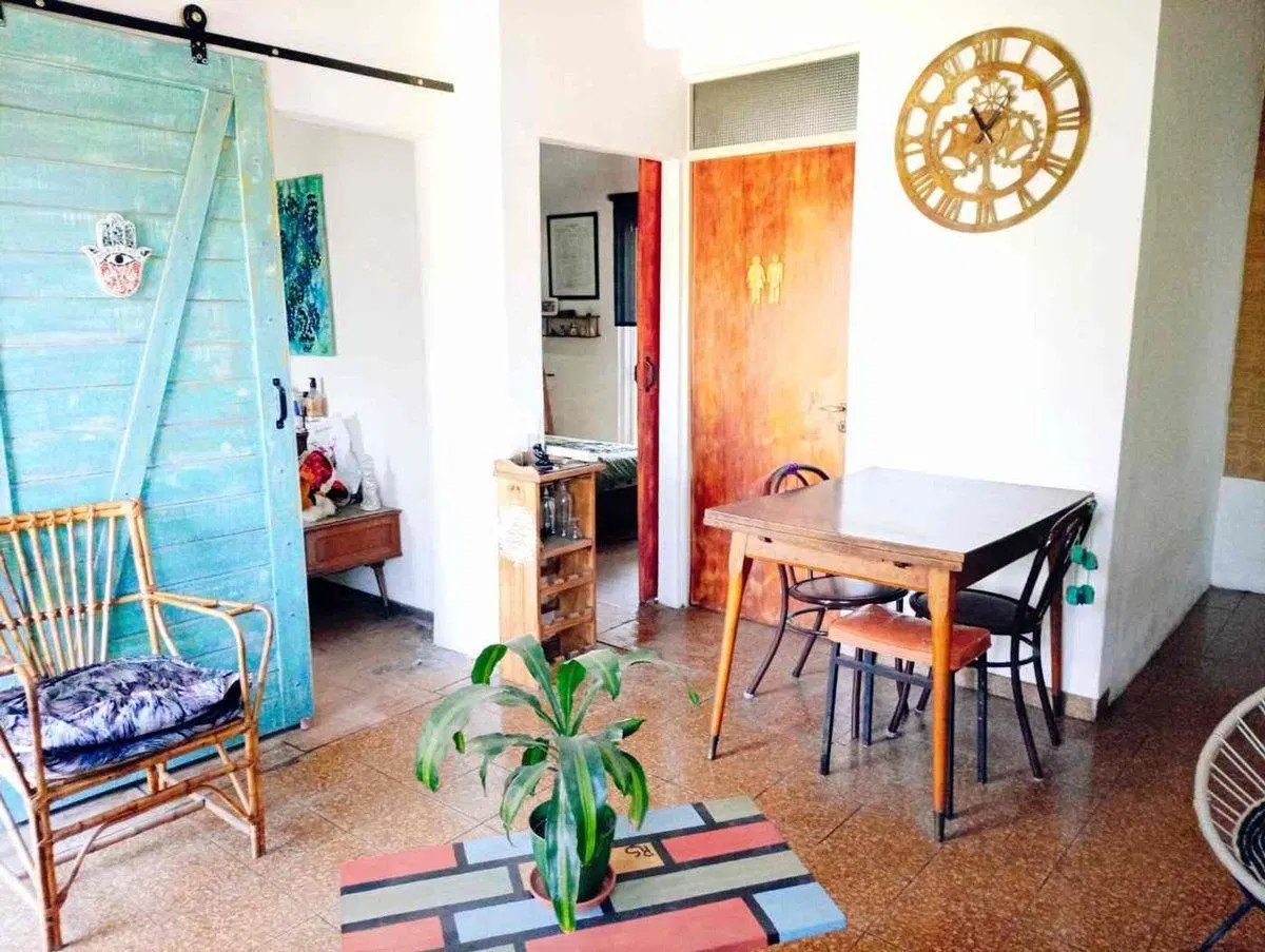 venta casa 4 amb RECICLADA jardín y pileta Merlo 5
