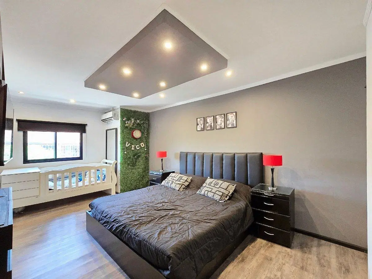 VENTA CASA LOCAL PASO DEL REY 3 AMBIENTES  CREDITO 5