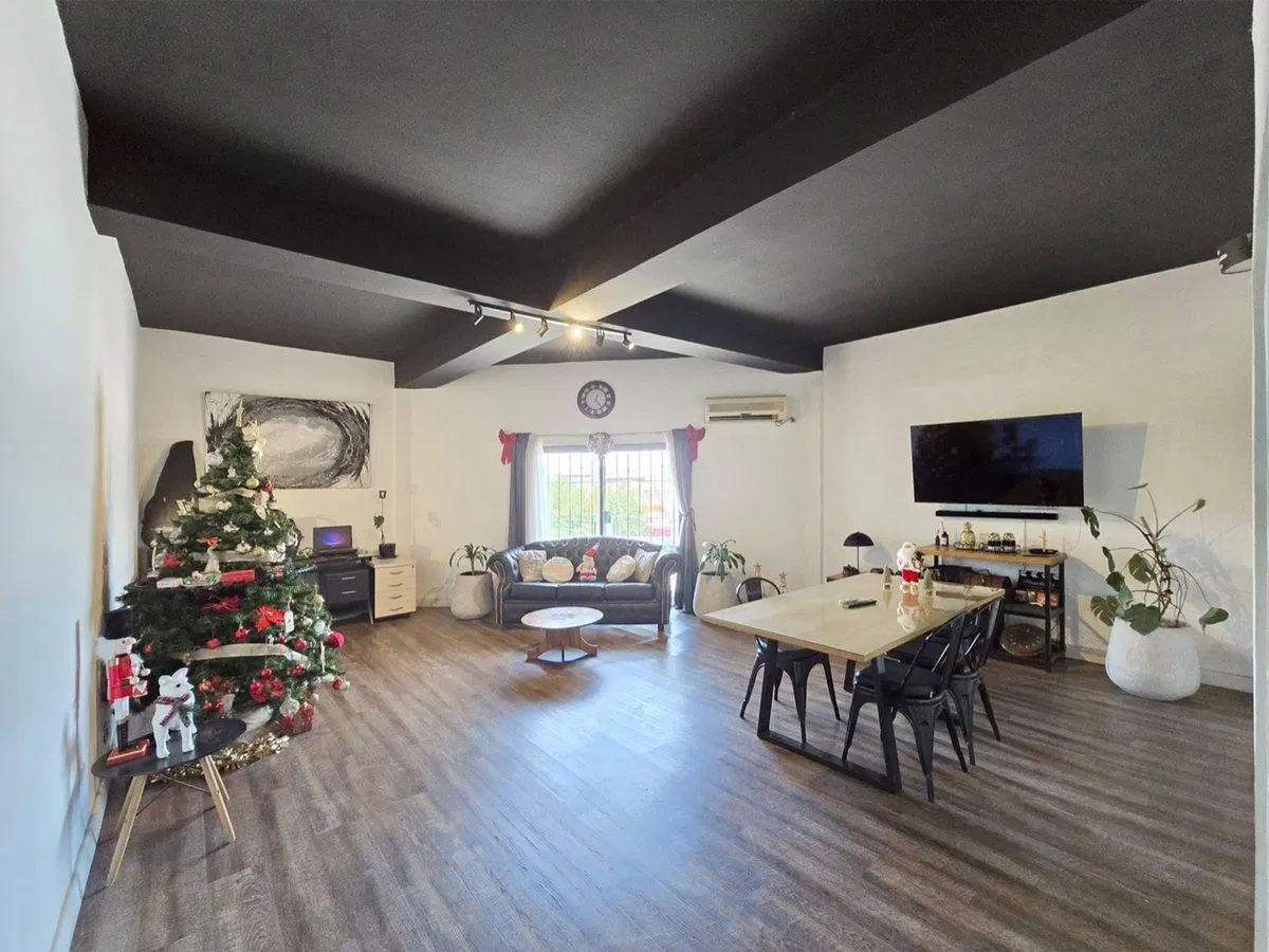 VENTA CASA LOCAL PASO DEL REY 3 AMBIENTES  CREDITO 4