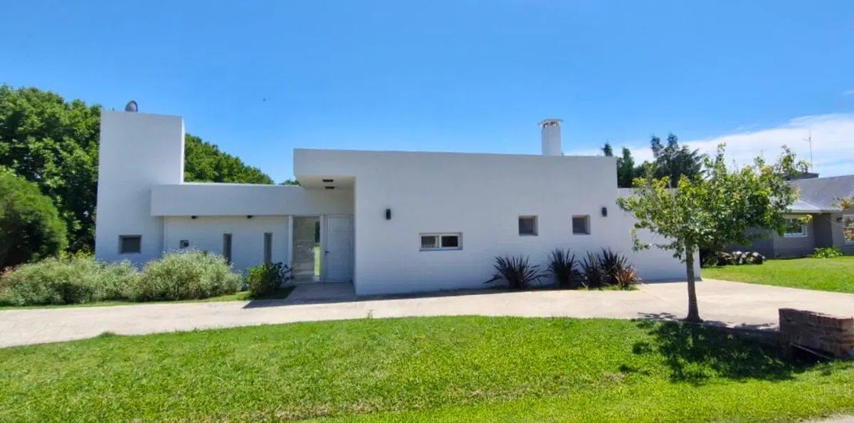 VENTA CASA HARAS SAN PABLO GRAL RODRIGUEZ 4