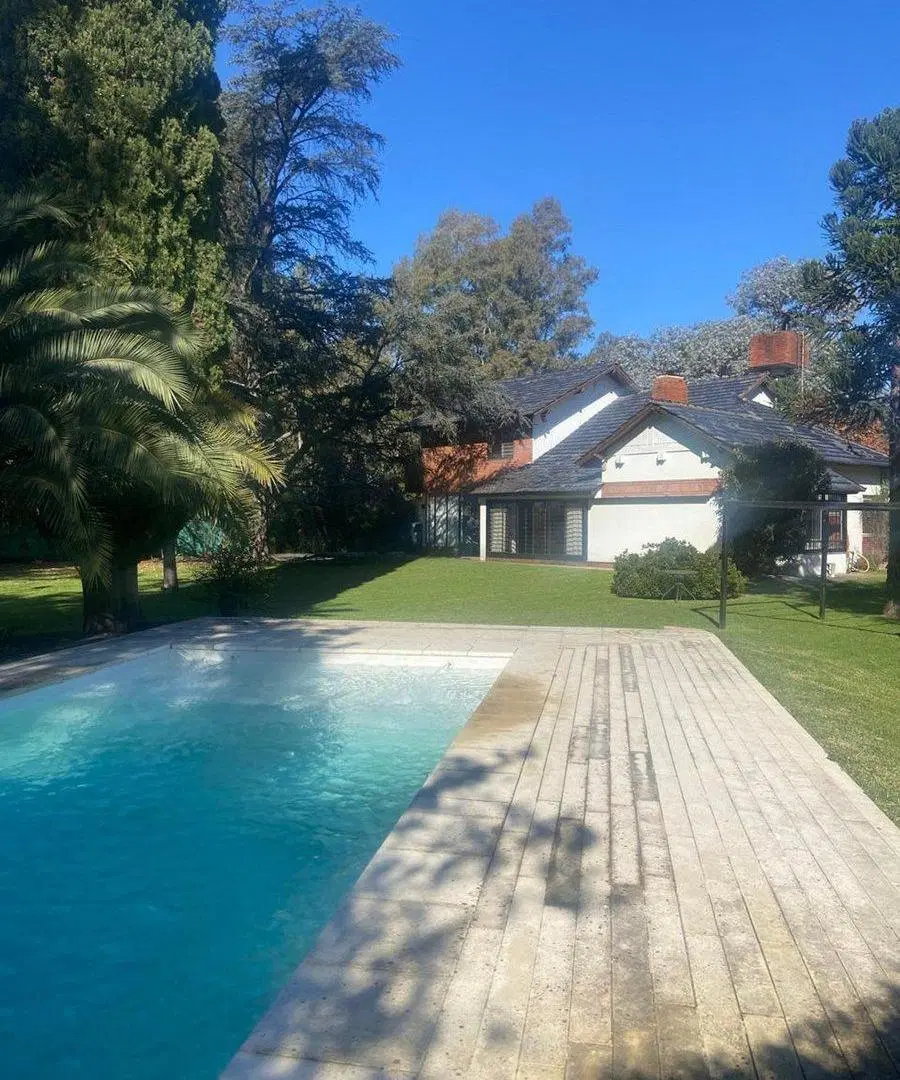 Venta casa 6 amb en Parque Leloir con pileta 4