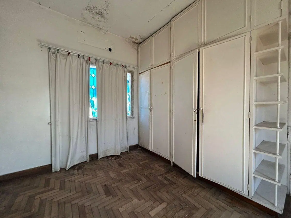 VENTA CASA 6 AMB PARQUE/PILETA  CASTELAR APTA CRED 3