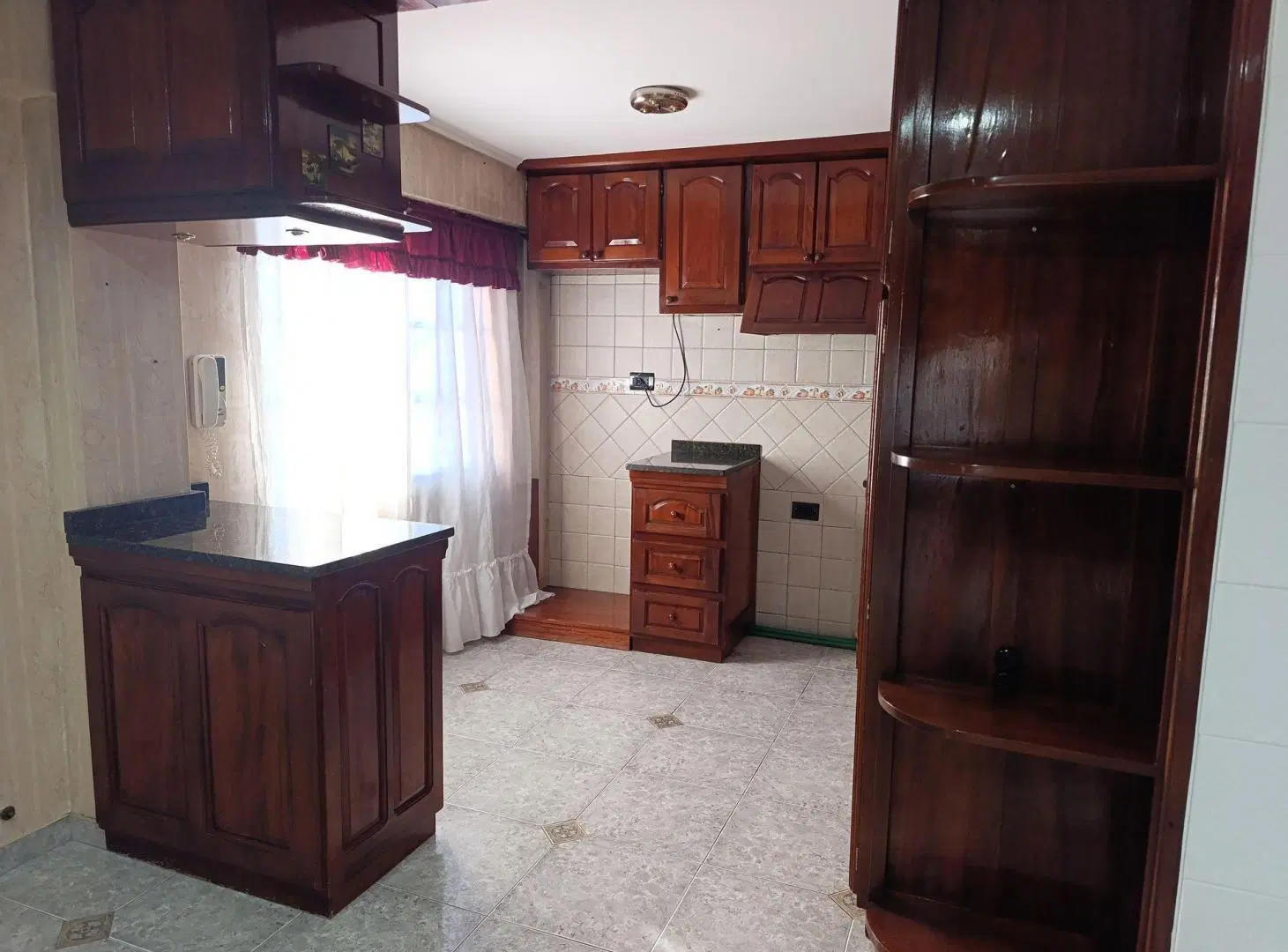 PH en venta de 3 ambientes en Moreno 5