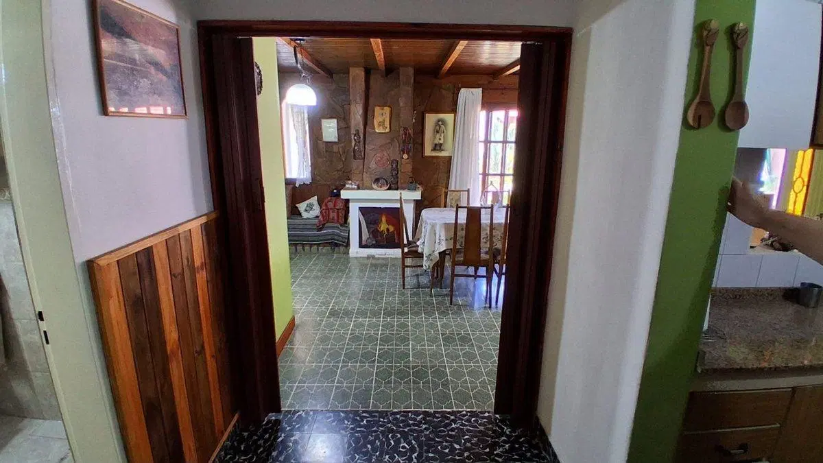 VENTA CASA DE 4 AMB. CON QUINCHO, GARAGE EN LUJAN 5