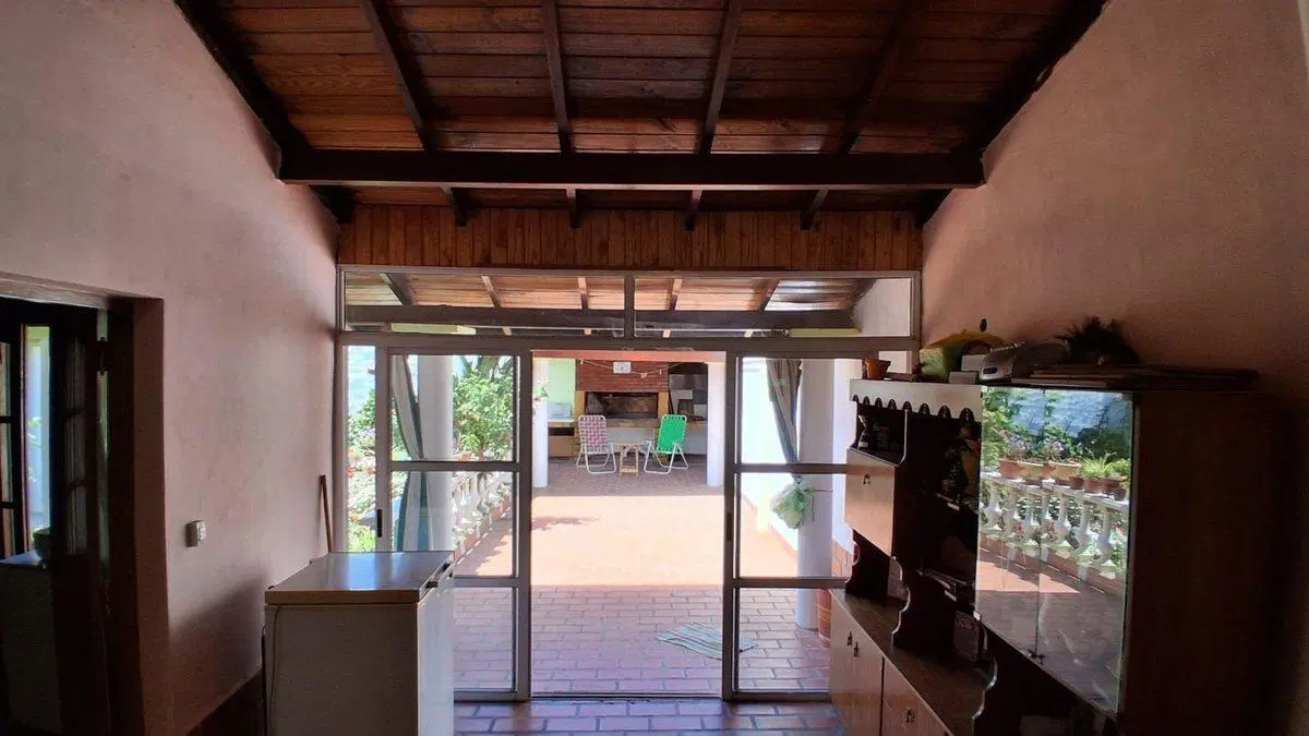 VENTA CASA DE 4 AMB. CON QUINCHO, GARAGE EN LUJAN 4
