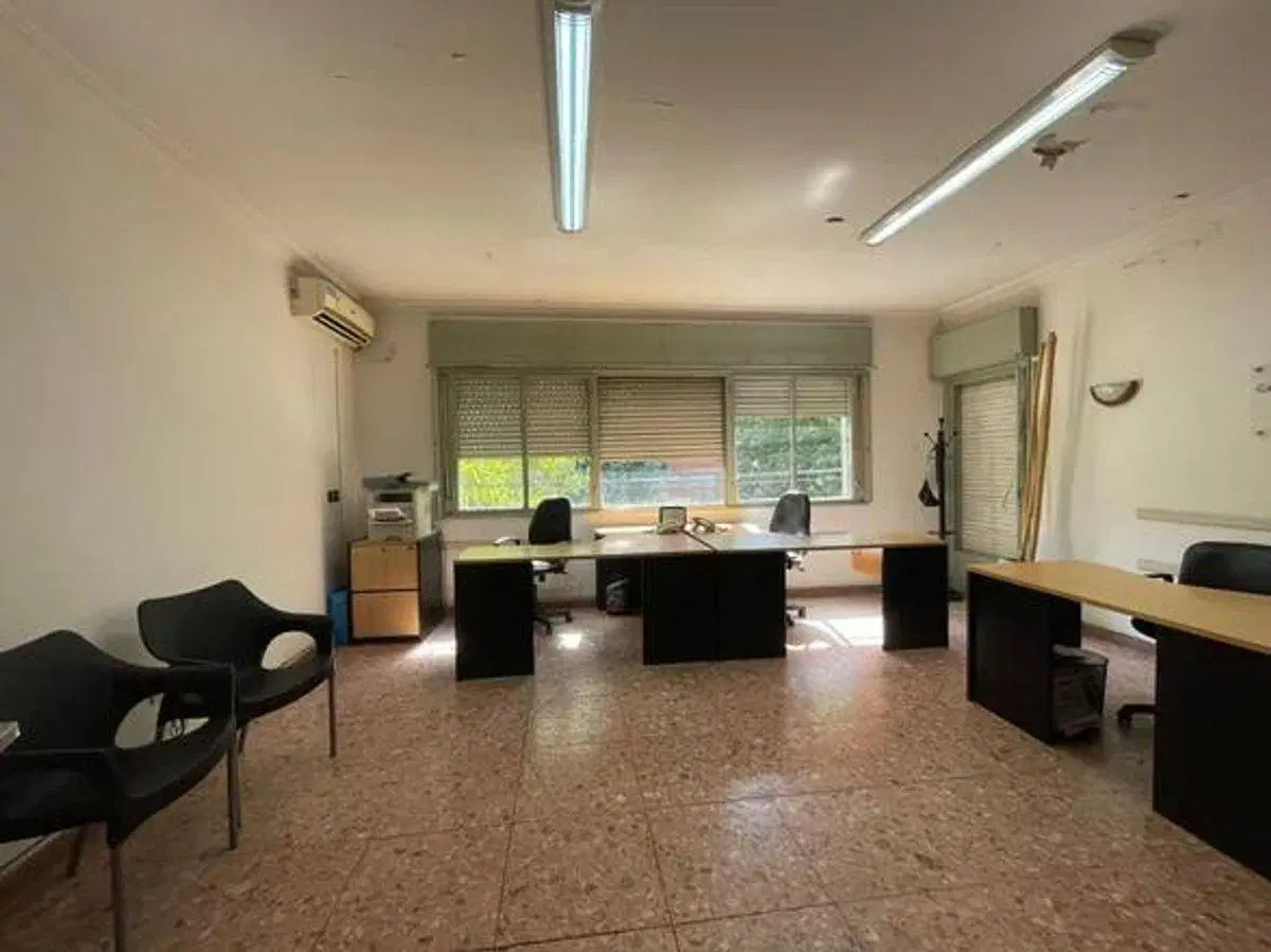 VENTA DEPTO 7 AMB-MULTIPLES USOS-CASTELAR NORTE 3