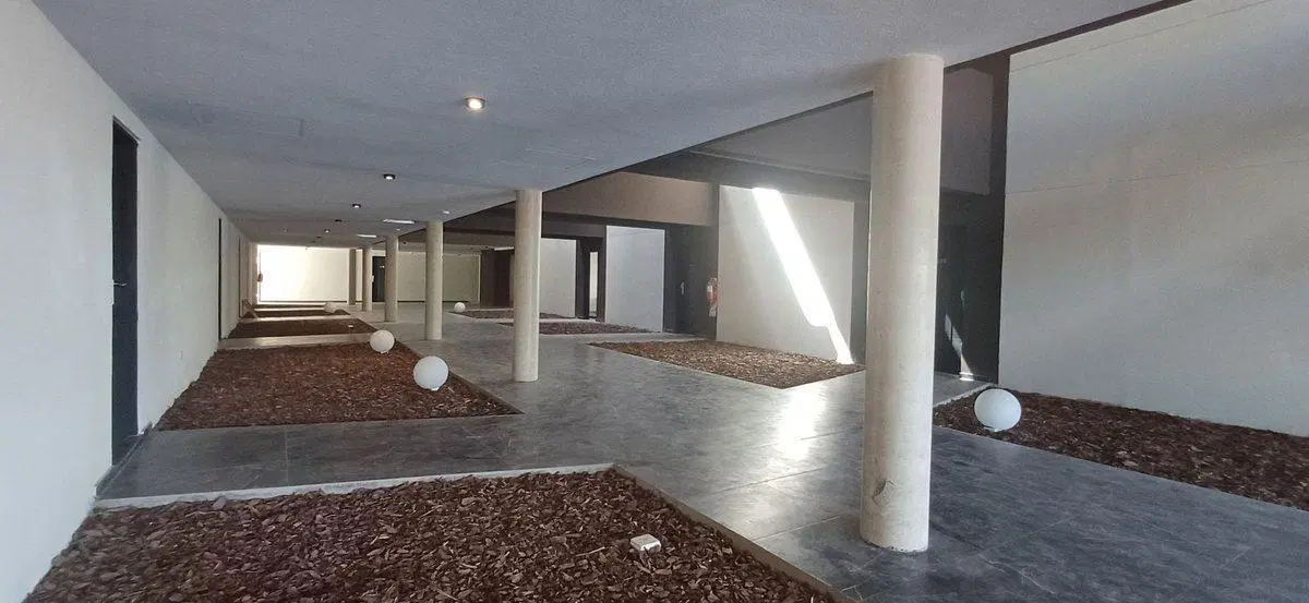 VENTA MONOAMBIENTE HURLINGHAN PATIO PROPIO YPILETA 4
