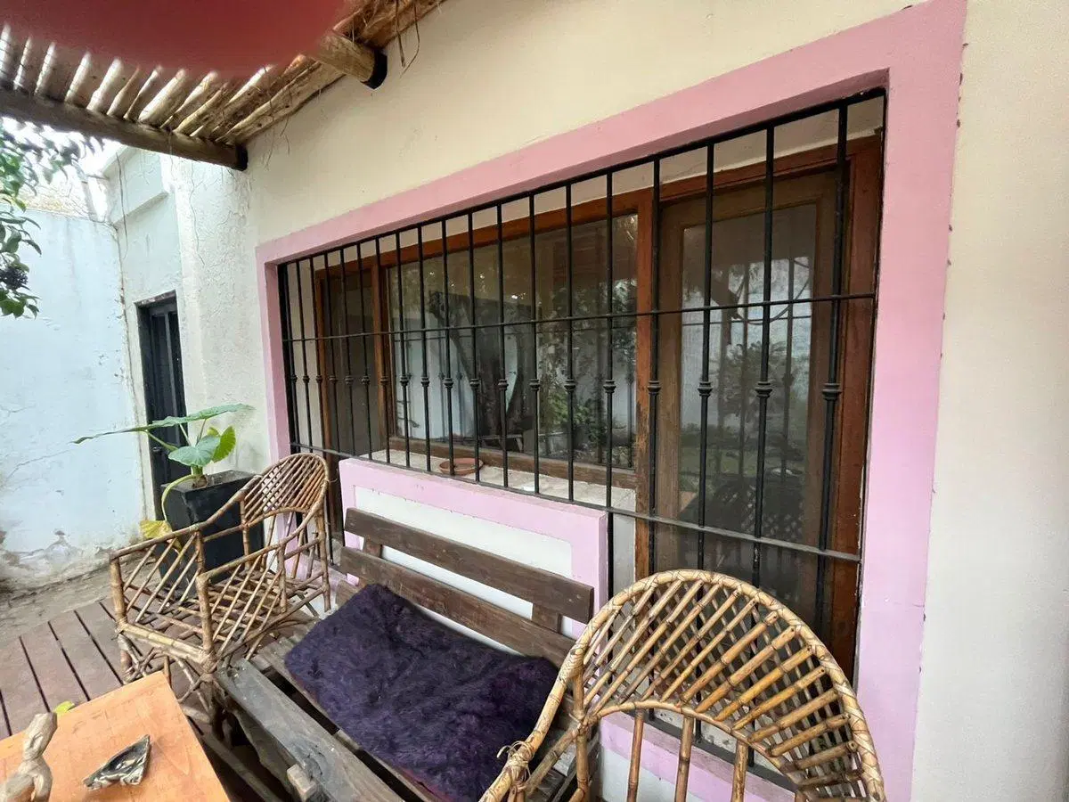 VENTA CASA 5 AMB. CON JARDÍN  Y QUINCHO - HAEDO 5