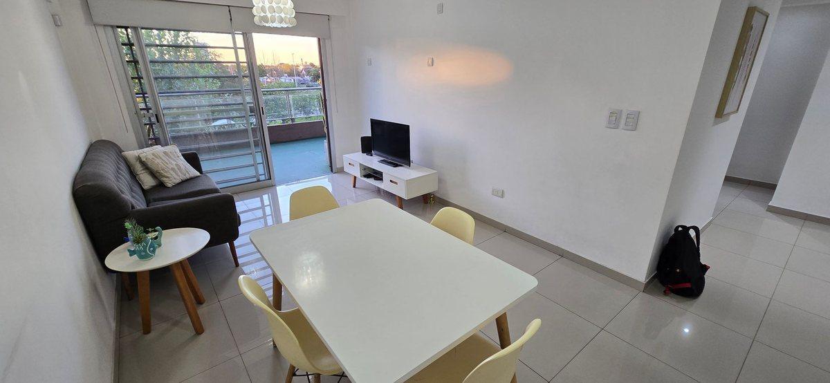 Foto de VENTA DEPARTAMENTO 3 AMBIENTES V SARMIENTO PERMUTA, imagen 3
